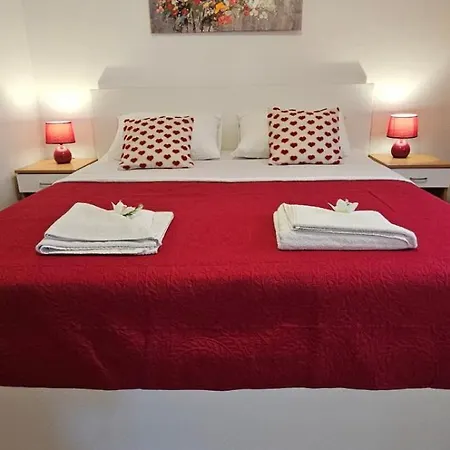 Appartement Afrodita *